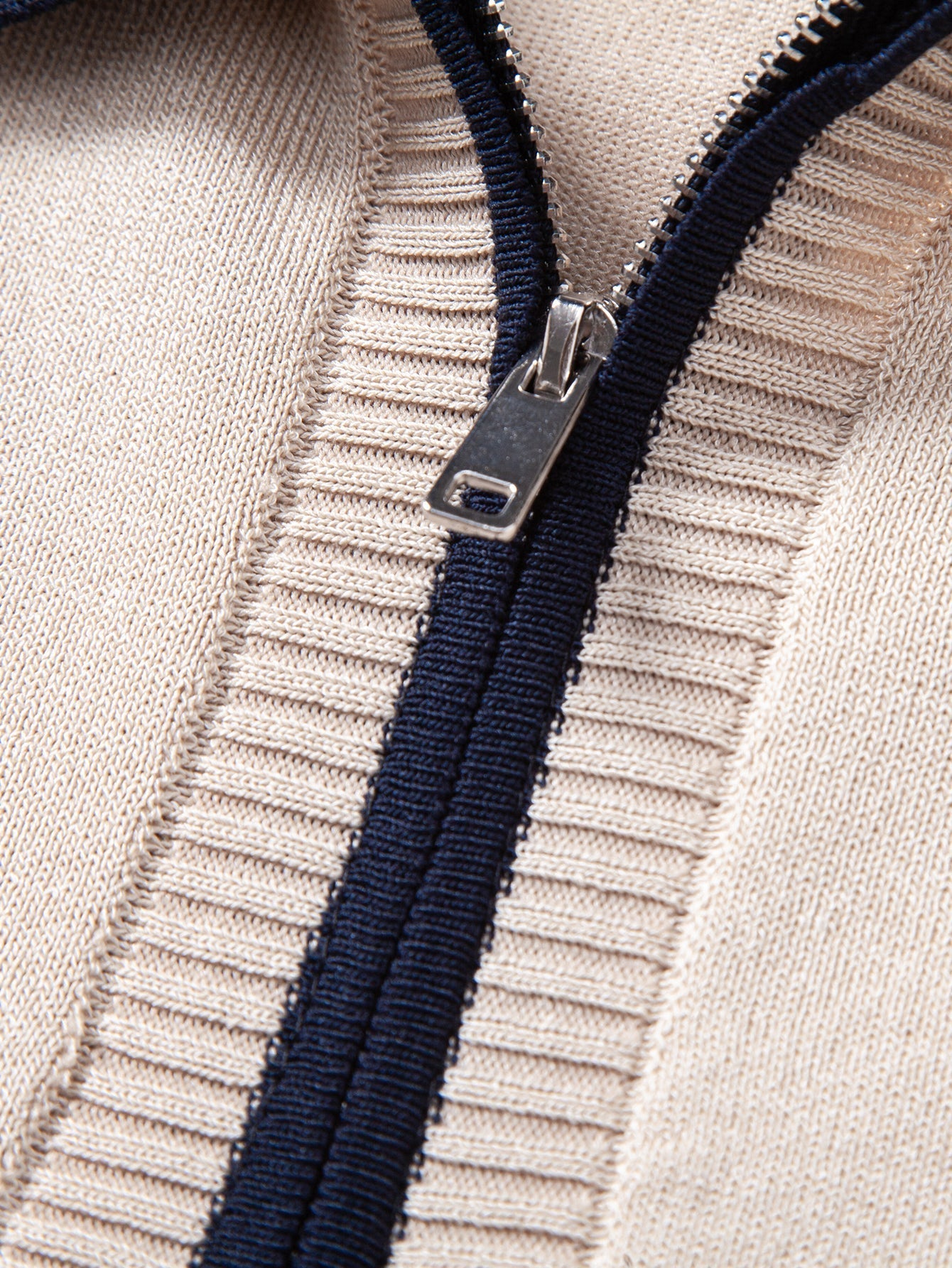 Contrast Trim Zipper Knit Polo & Slim Fit Tapered Trousers