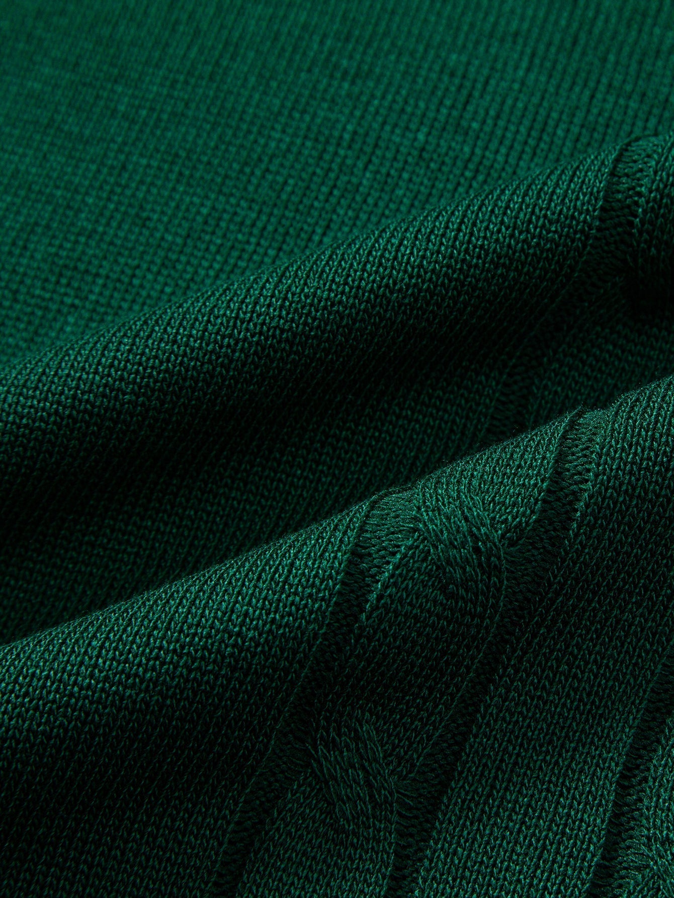 Contrast Trim Twisted Jacquard Knit Polo & Slim Fit Tapered Trousers